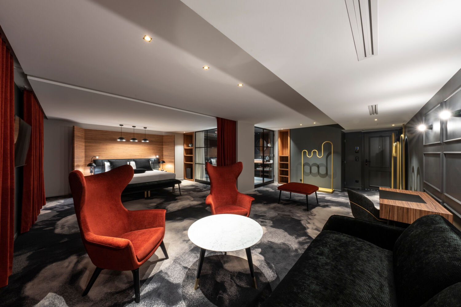 Aménagement et menuiserie pour un hôtel - Ébénisterie de Carouge à Thônes