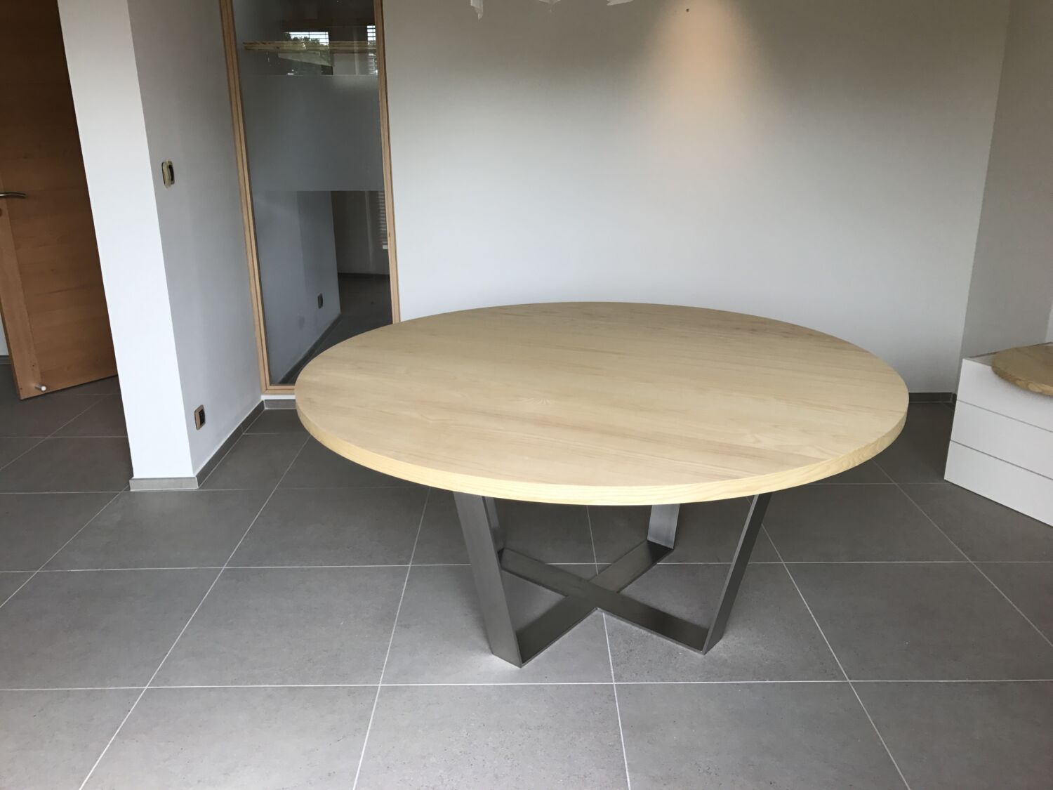 Création d'une table en bois - Ébénisterie de Carouge à Thônes