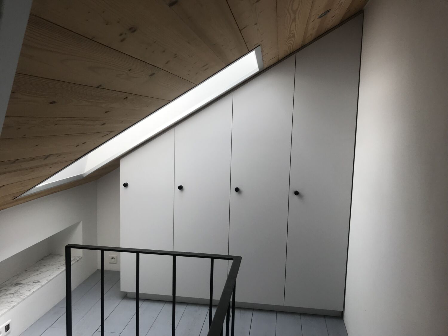 Création d'un dressing - Ébénisterie de Carouge